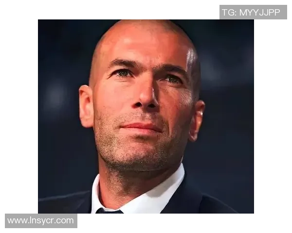 tyf足球明星身份揭秘及其在足球界的影响力分析 tyf足球明星身份揭秘及其在足球界的影响力分析