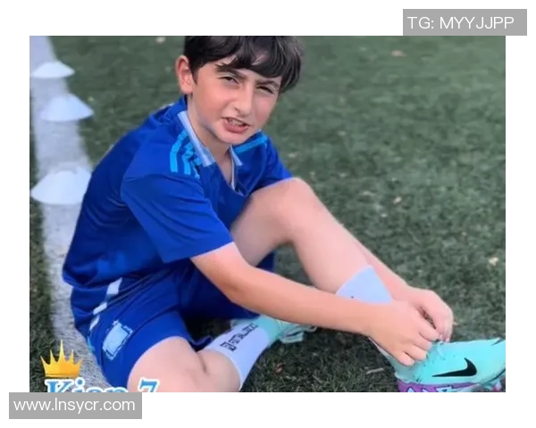 小小足球明星的梦想之路与成长故事分享 小小足球明星的梦想之路与成长故事分享