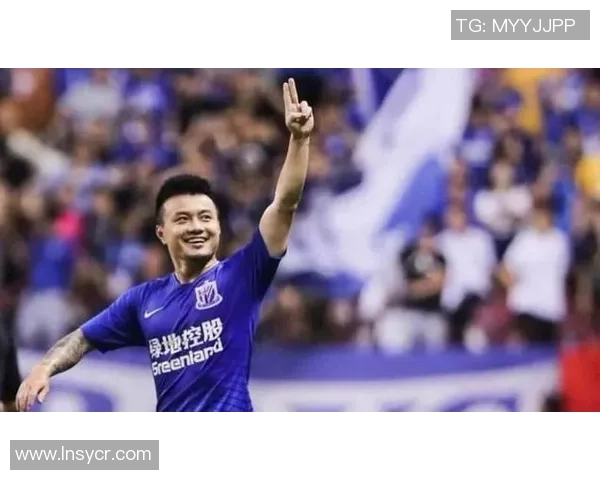 昔日辉煌今成遗憾足球明星退役背后的故事与思考